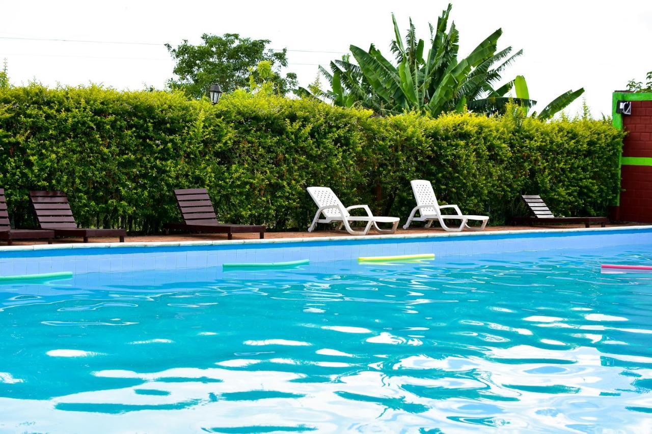 Palmas Park Hotel Y Restaurant Obligado Exteriör bild