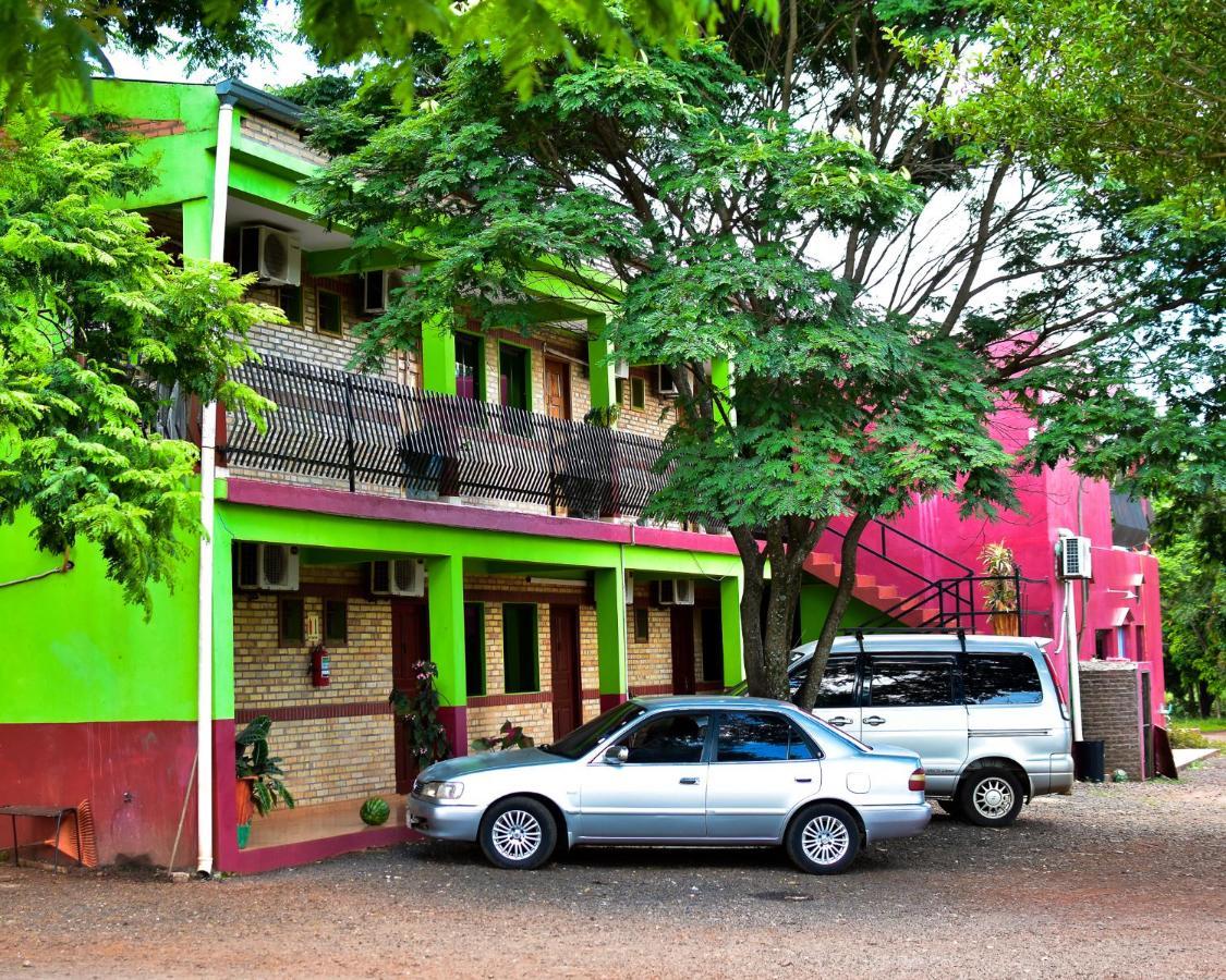 Palmas Park Hotel Y Restaurant Obligado Exteriör bild